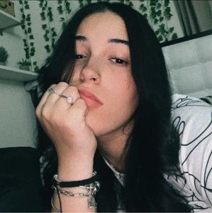 Meet your Posher, Cariana